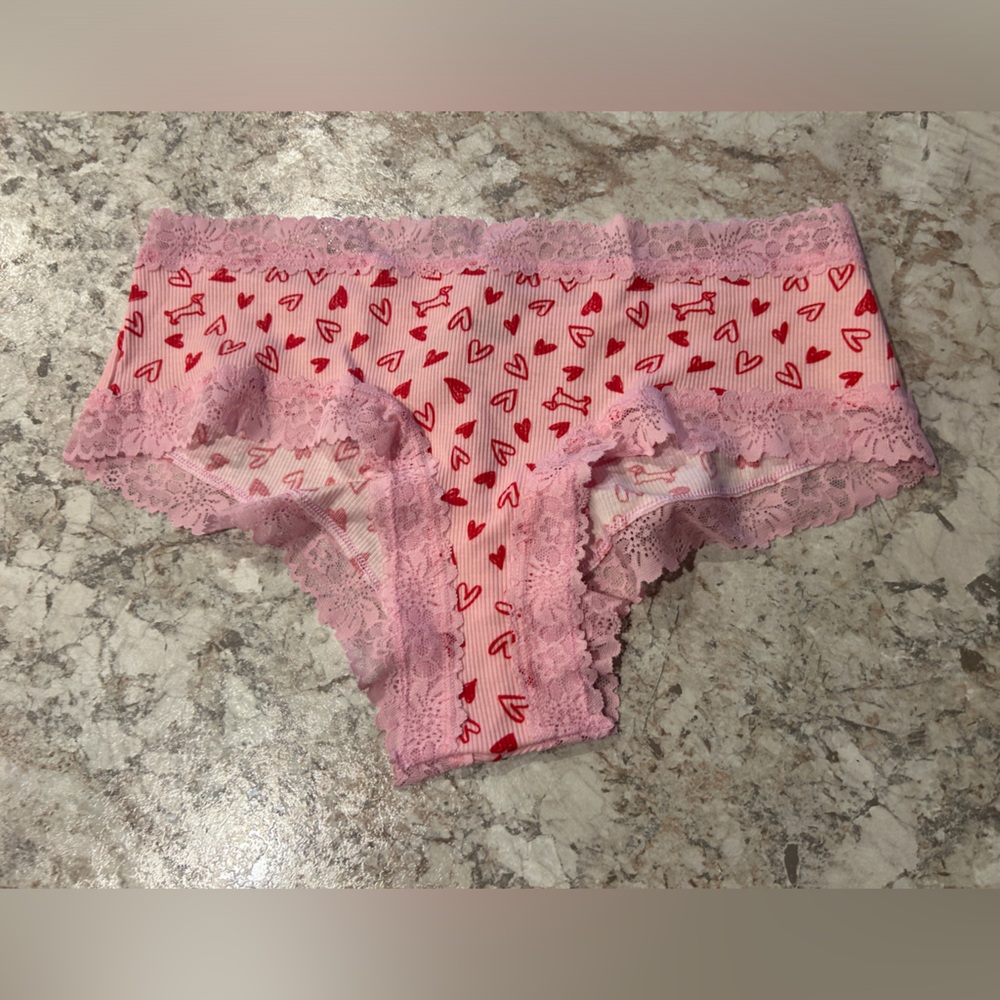 VS PINK Panty Valentines Day Heart Ribbed Cheeky Large NWT